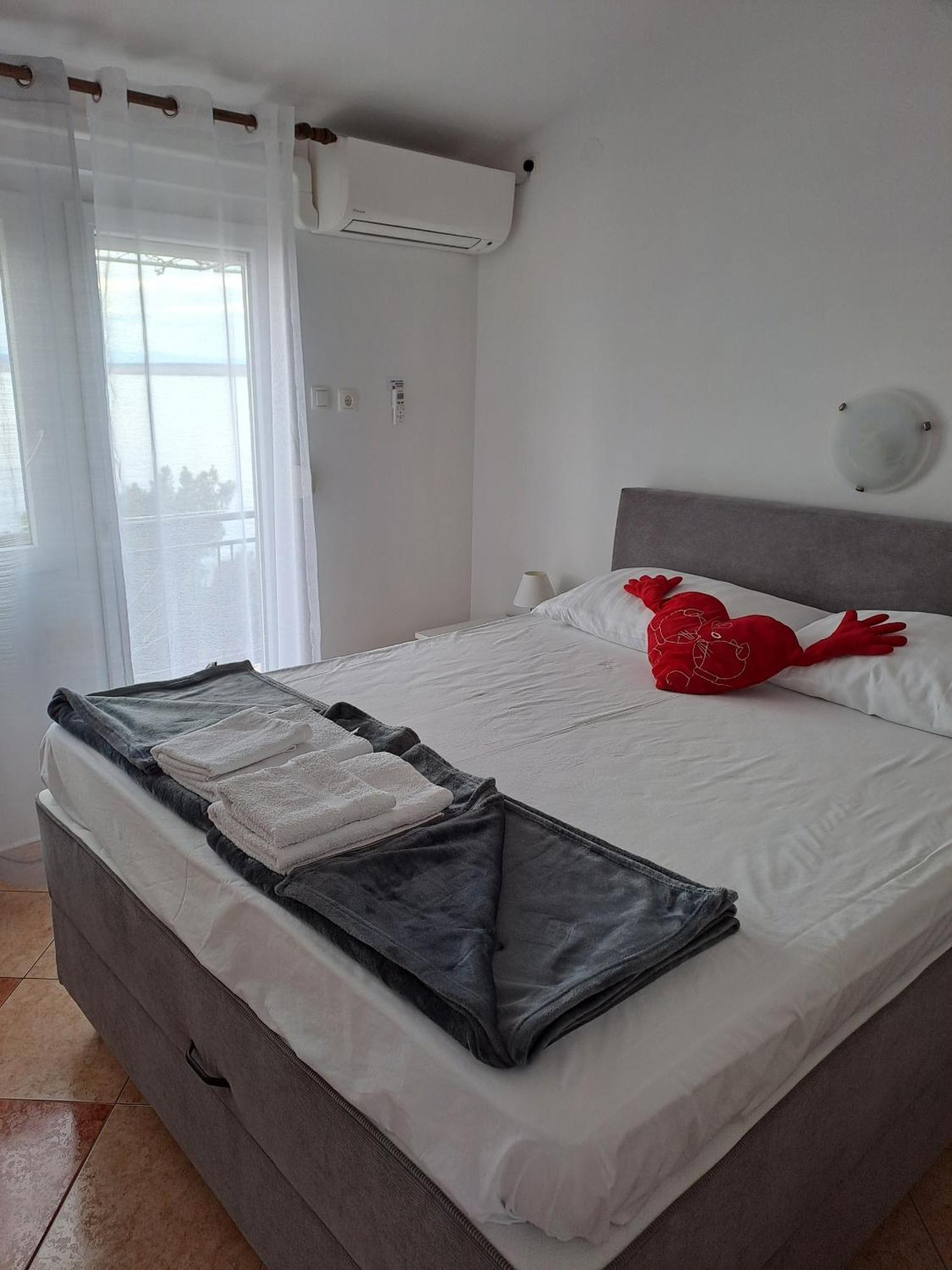 Apartments By The Sea Dramalj, Crikvenica - 2376 Ngoại thất bức ảnh